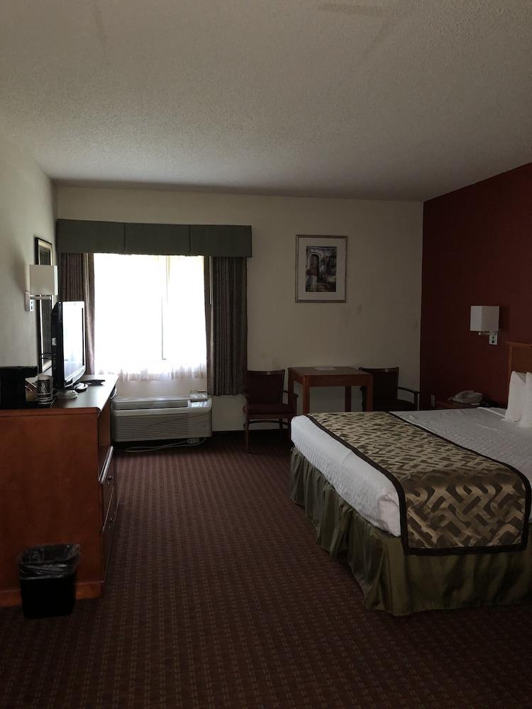 Millennium Inn Ellisville Exteriör bild