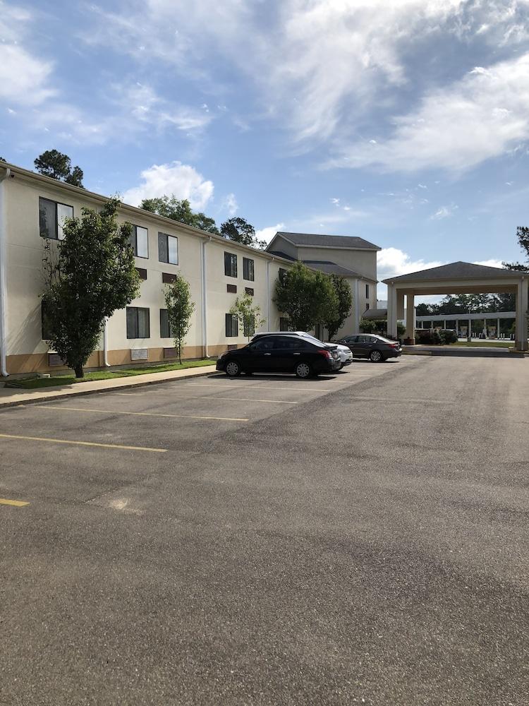 Millennium Inn Ellisville Exteriör bild