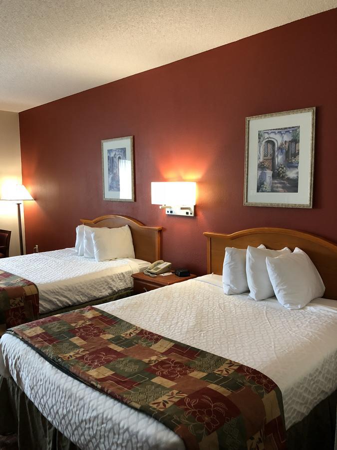 Millennium Inn Ellisville Exteriör bild