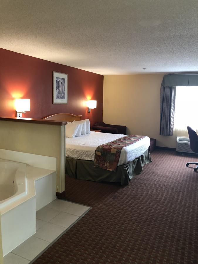 Millennium Inn Ellisville Exteriör bild