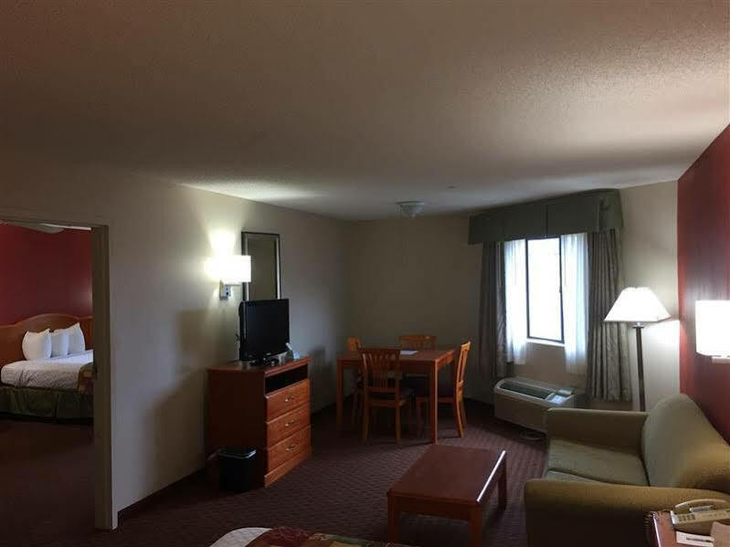 Millennium Inn Ellisville Exteriör bild